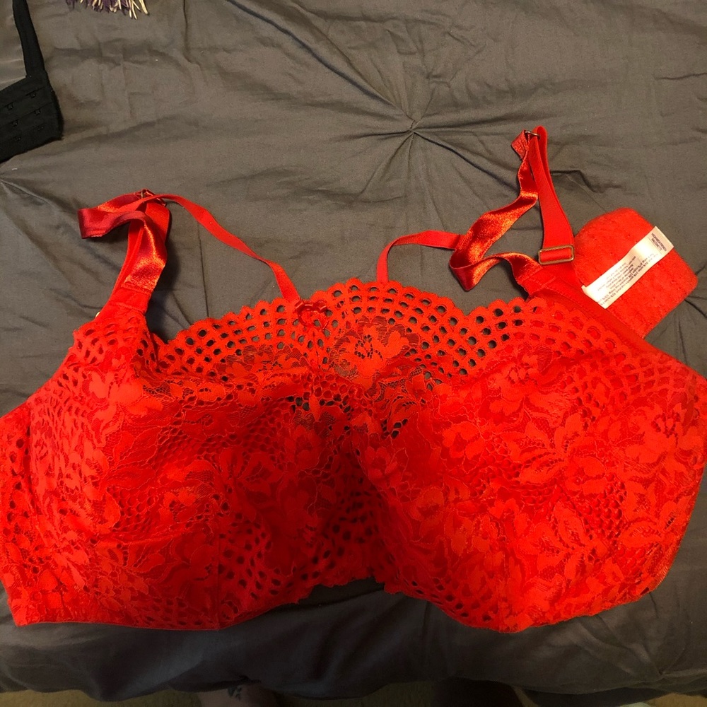 High Neck/Sexy Bra from Cacique